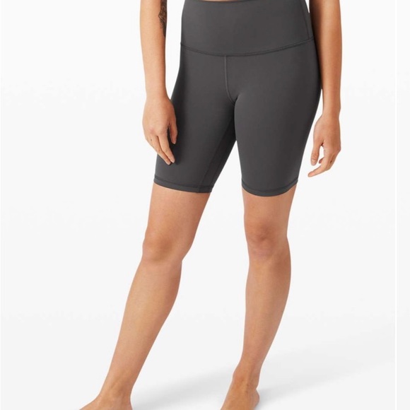 Lululemon Charcoal Align Biker Shorts - Picture 3 of 3